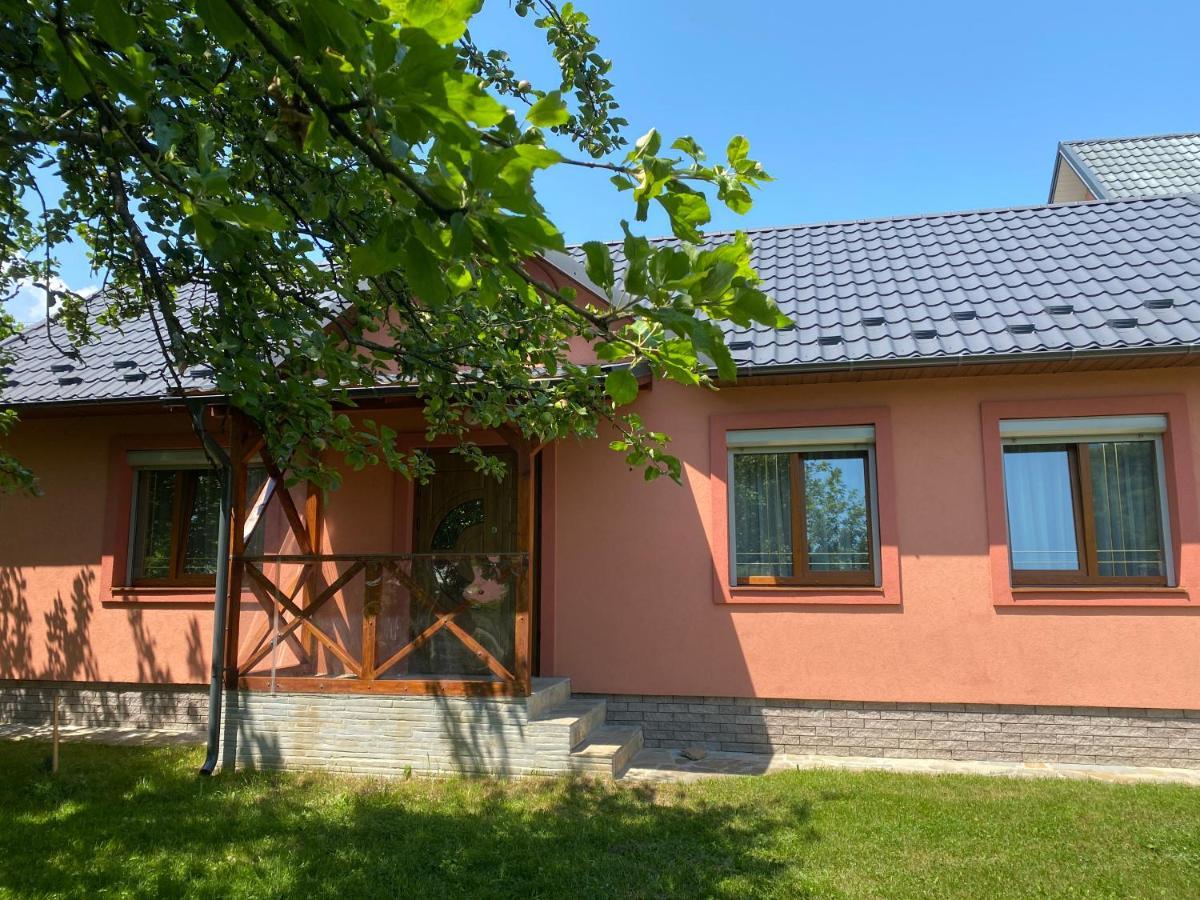Gloria будинок повністю Apartment